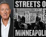 Bruce Springsteen påminner om "Streets of Minneapolis" i sin senaste låt. Bilden visar en protest med skyltar som ropar "ICE OUT!".